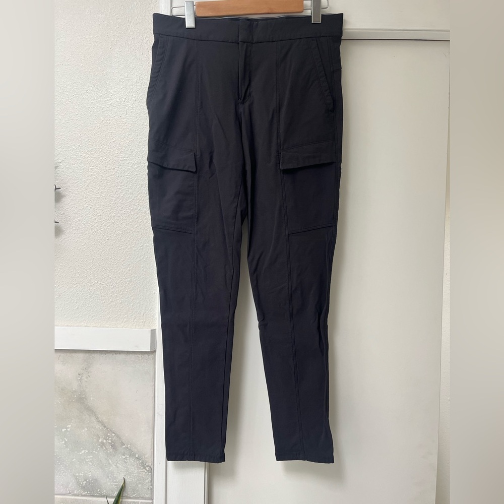 Athleta Slim fit pant Size 8